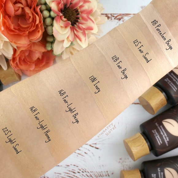 Tarte Amazonian Clay 12-Hour Full Coverage Foundation - Picture 2 of 8